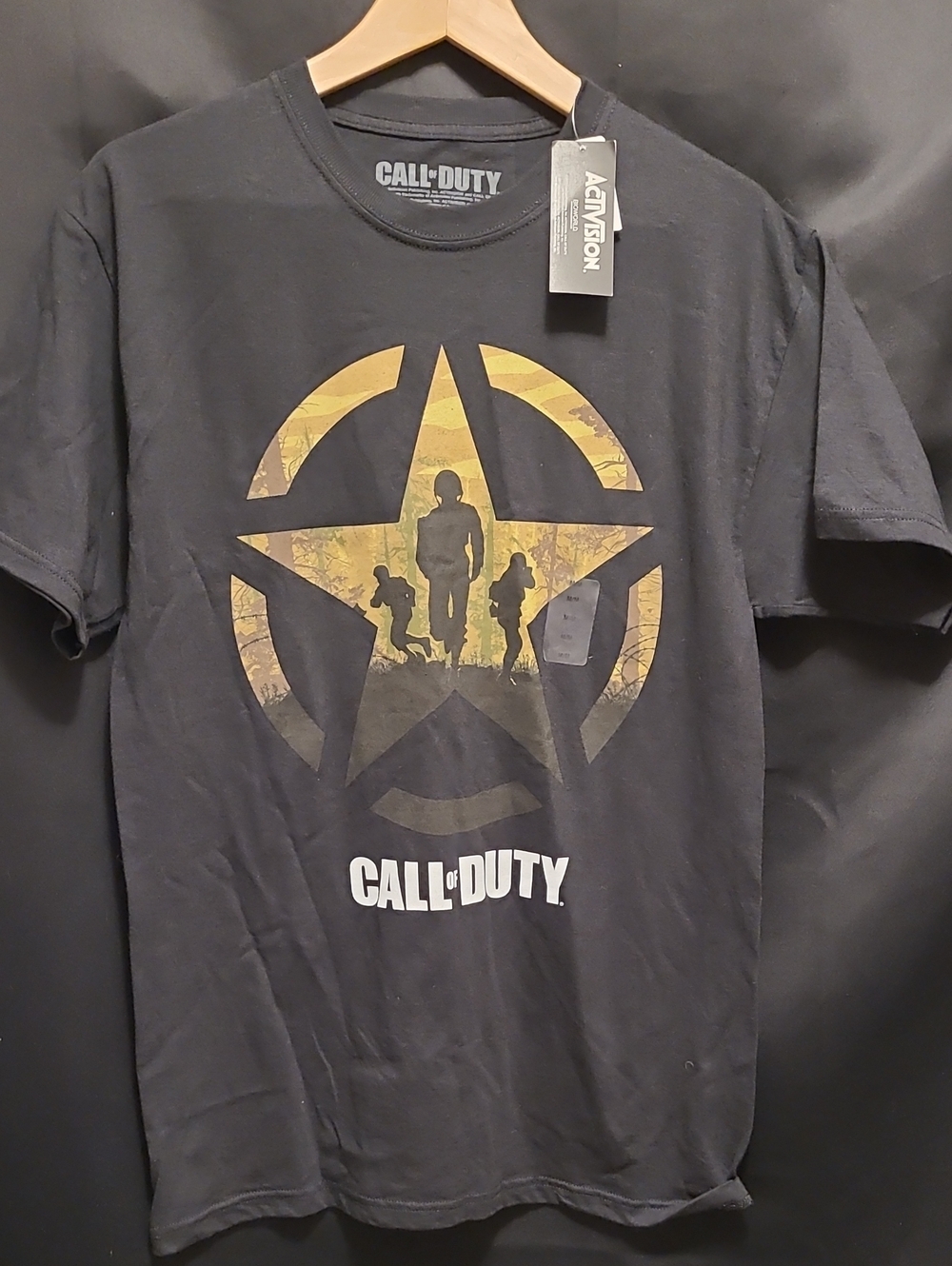 Call of Duty Black Graphic Logo Tee 2017 NWT